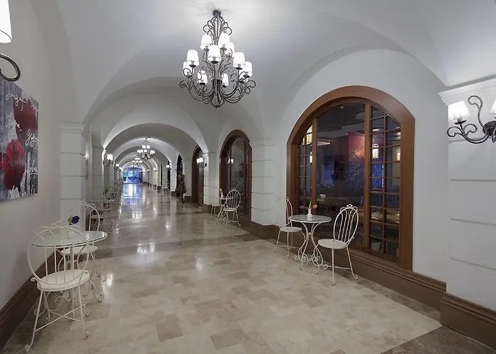 Üdülőközpont Kilikya Palace Goynuk